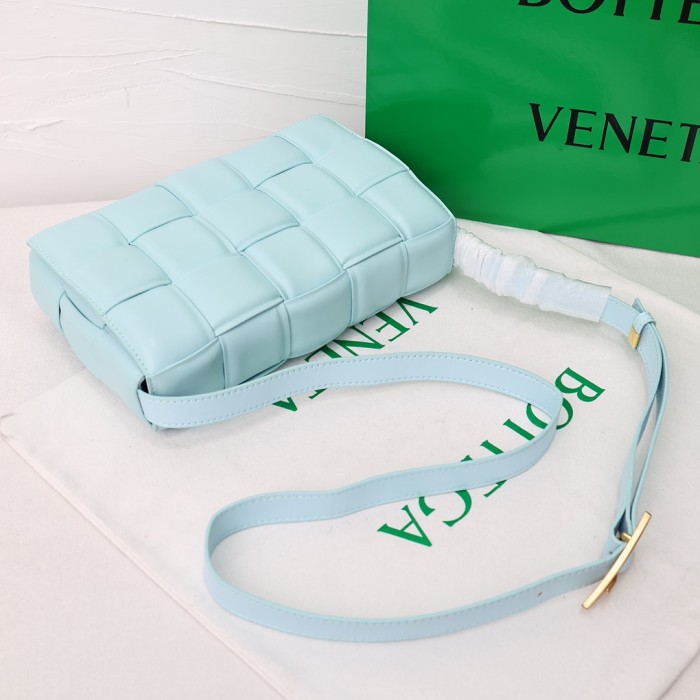 BV3032XX022