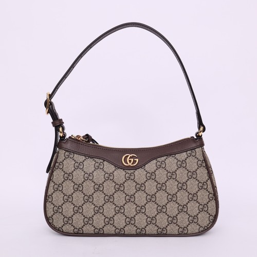 Gucci735145smile051