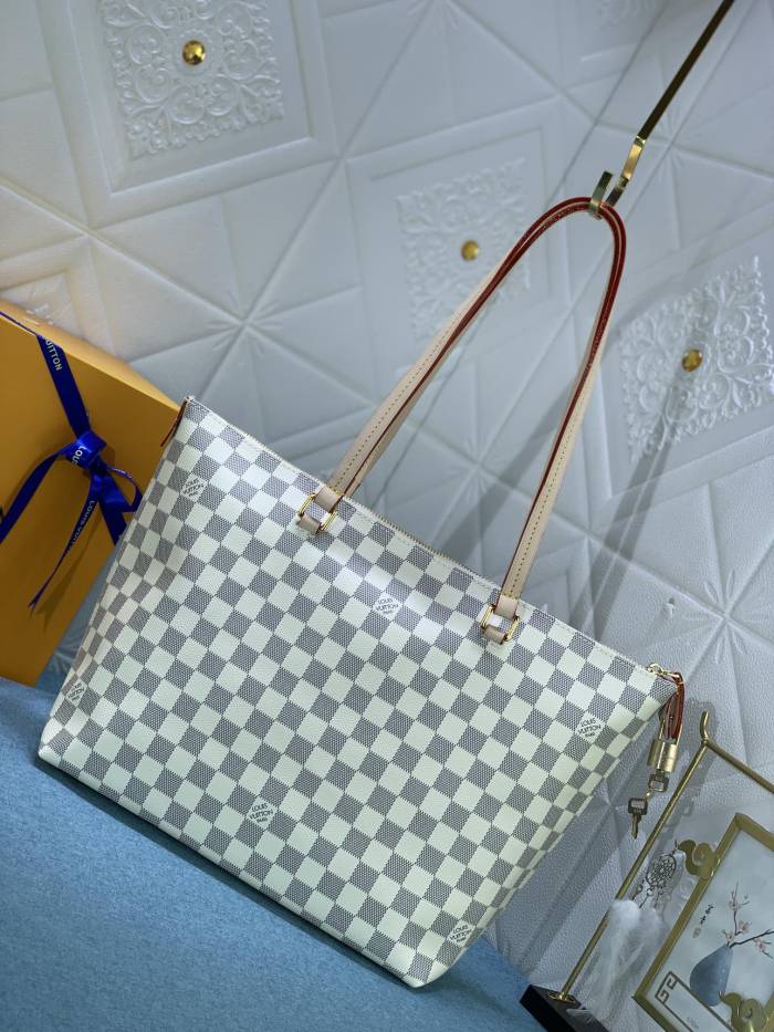 LV42268MQ022 large