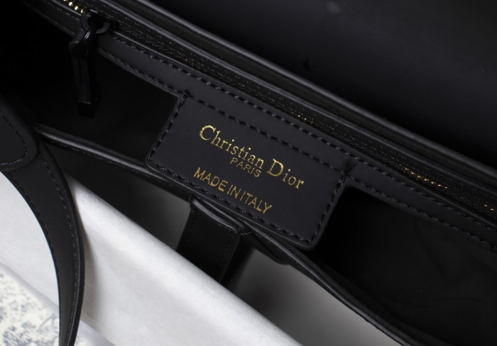 Dior Saddle bag 25.5cm XB6680