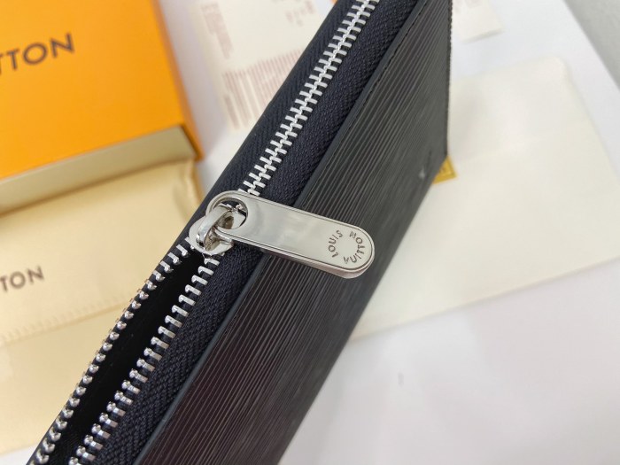 LV60003 21CM