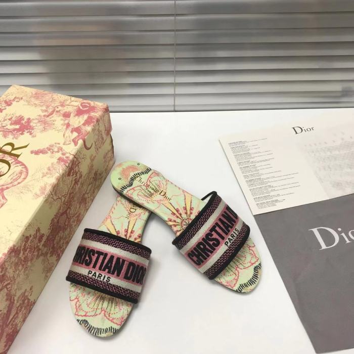 DIOR 004 XM 561 01
