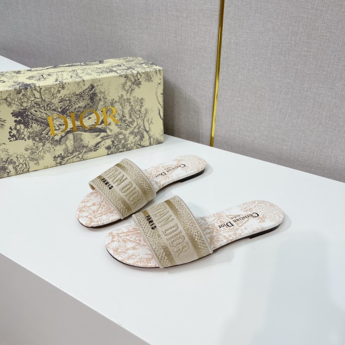 DIOR 004 XM 561 02