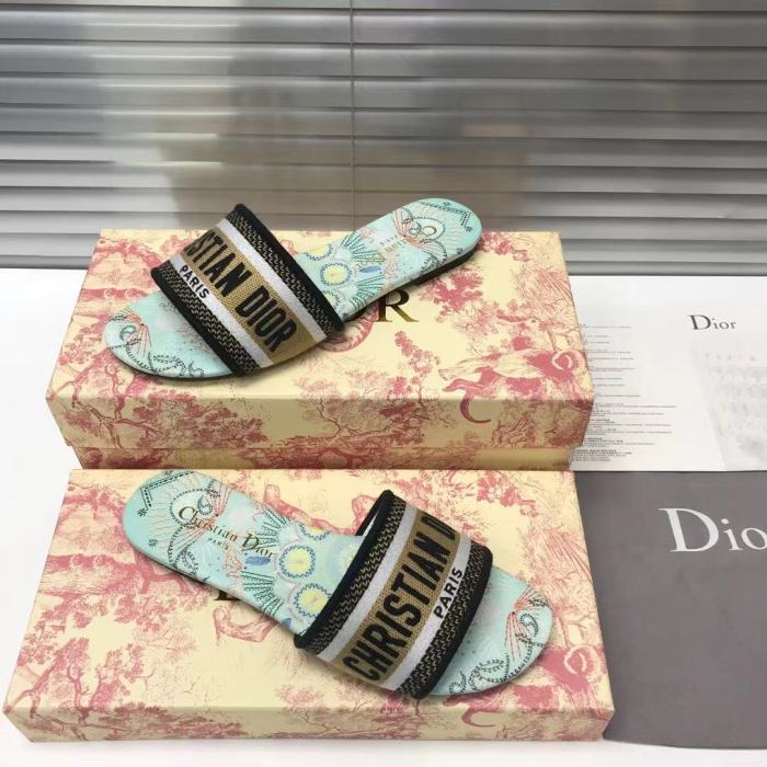 DIOR 004 XM 561 01