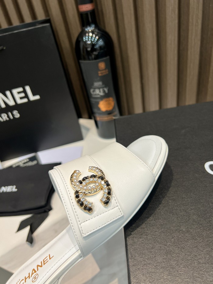 Chanel shoes 011 XM 542