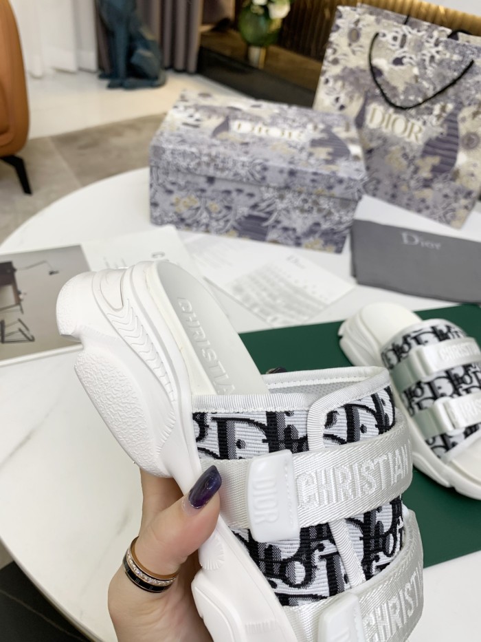 Dior shoes 002 XM 012