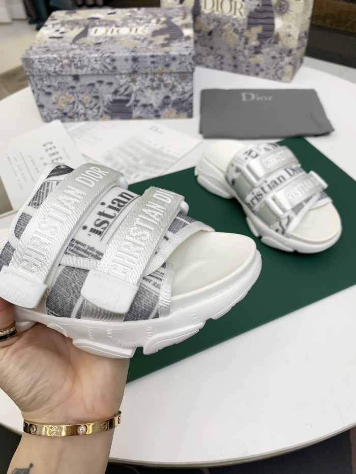 Dior shoes 002 XM 012