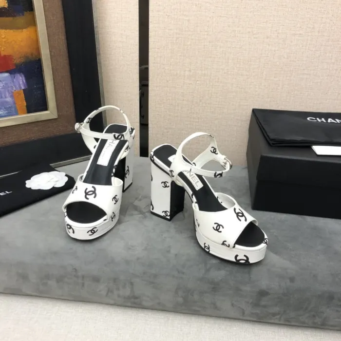 Chanel shoes 006 XM 082