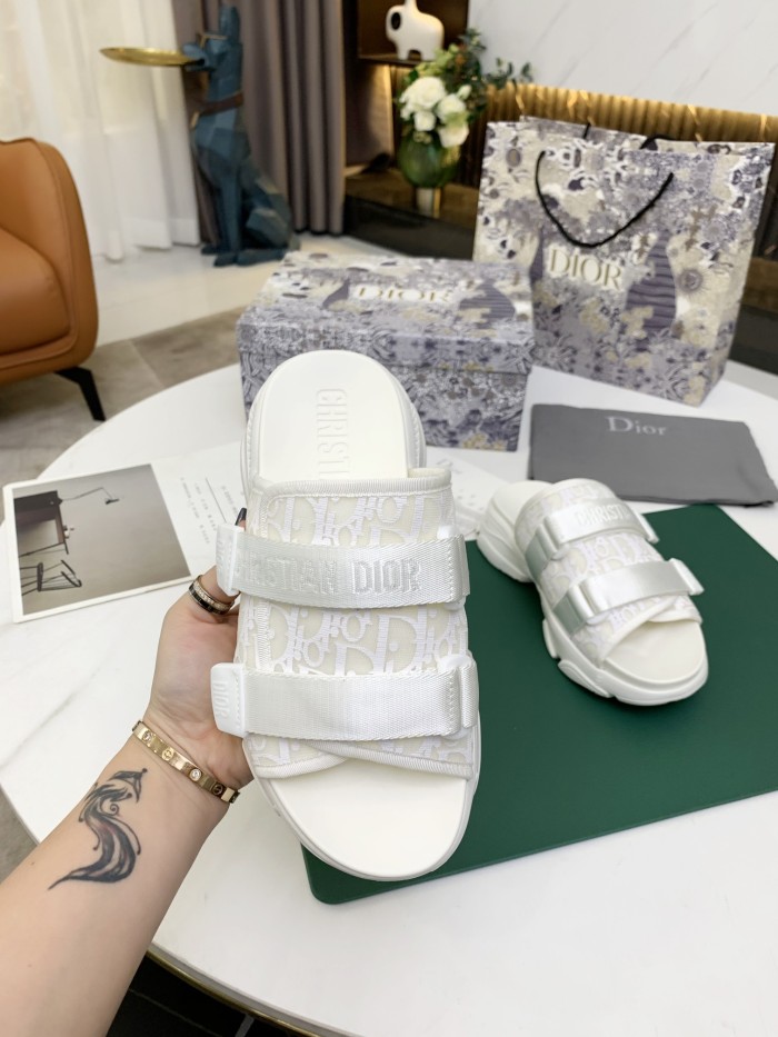 Dior shoes 002 XM 012