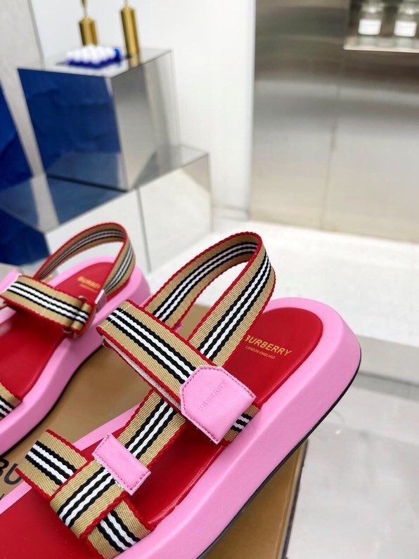 Burberry shoes 002 XM 581