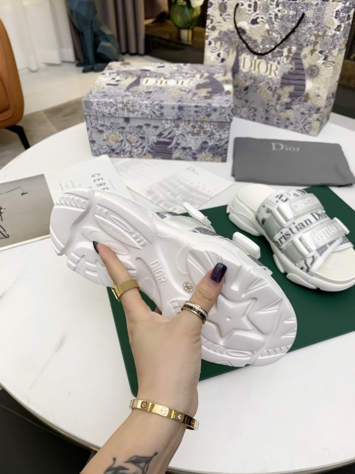 Dior shoes 002 XM 012