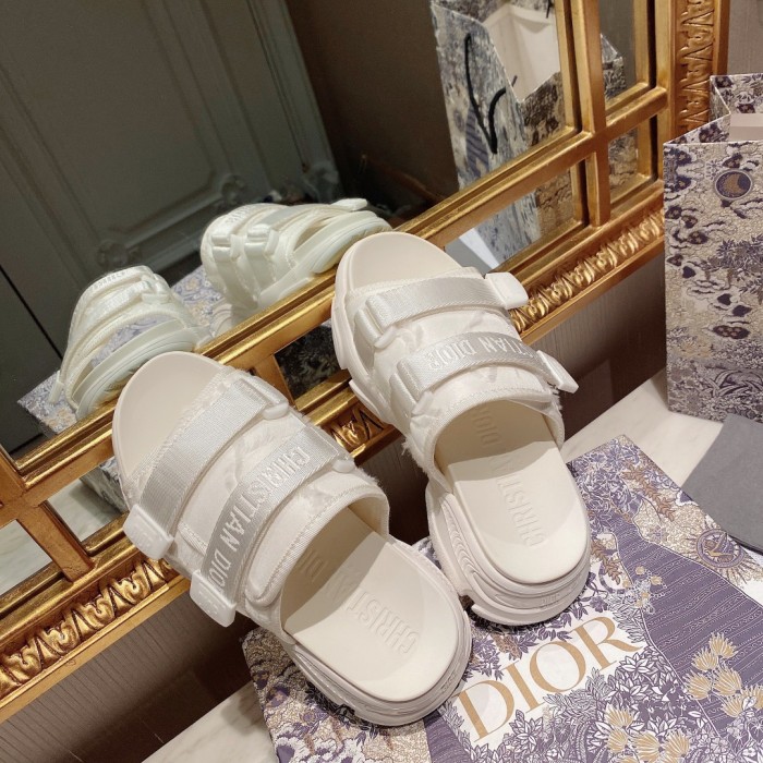 Dior shoes 002 XM 012