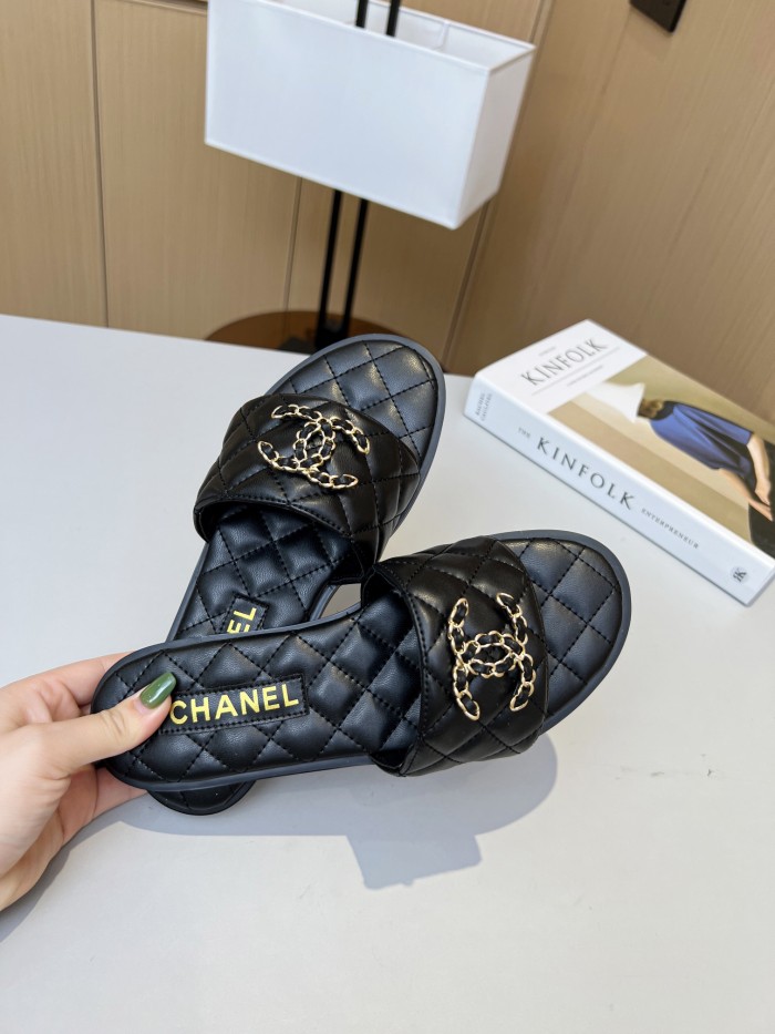 Chanel shoes 010 XM 012