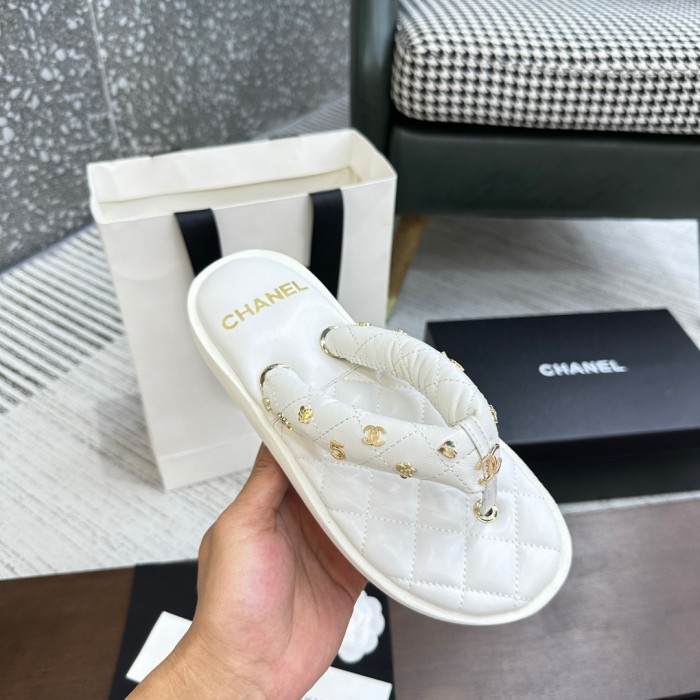 Chanel shoes 008 XM 042
