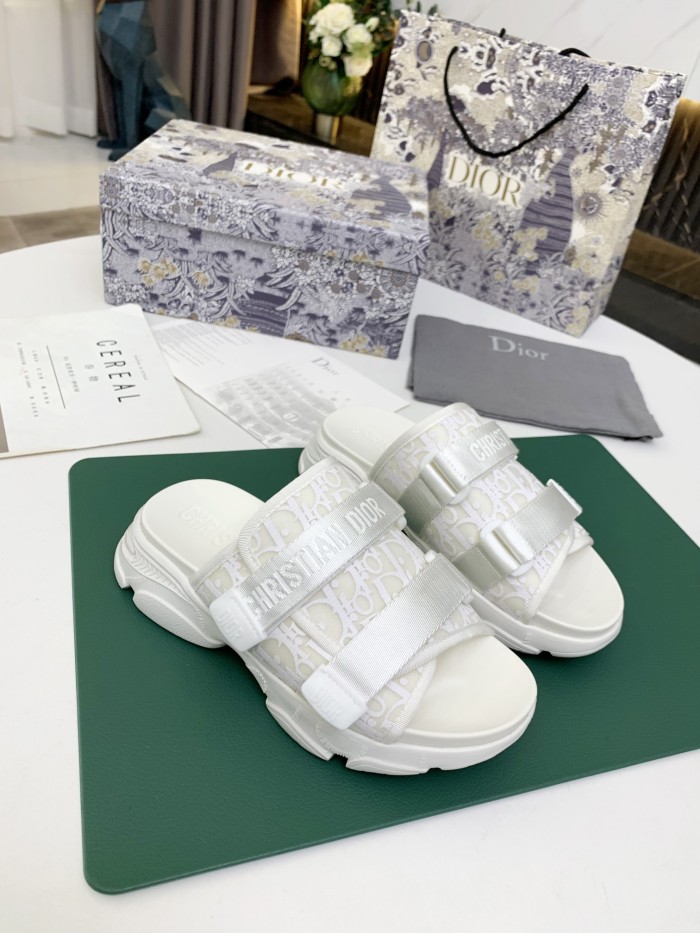 Dior shoes 002 XM 012