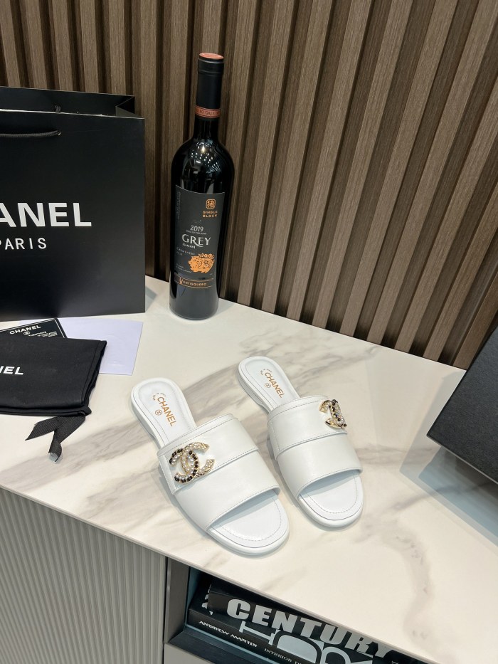 Chanel shoes 011 XM 542