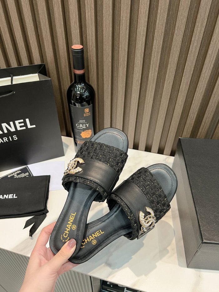 Chanel shoes 011 XM 542