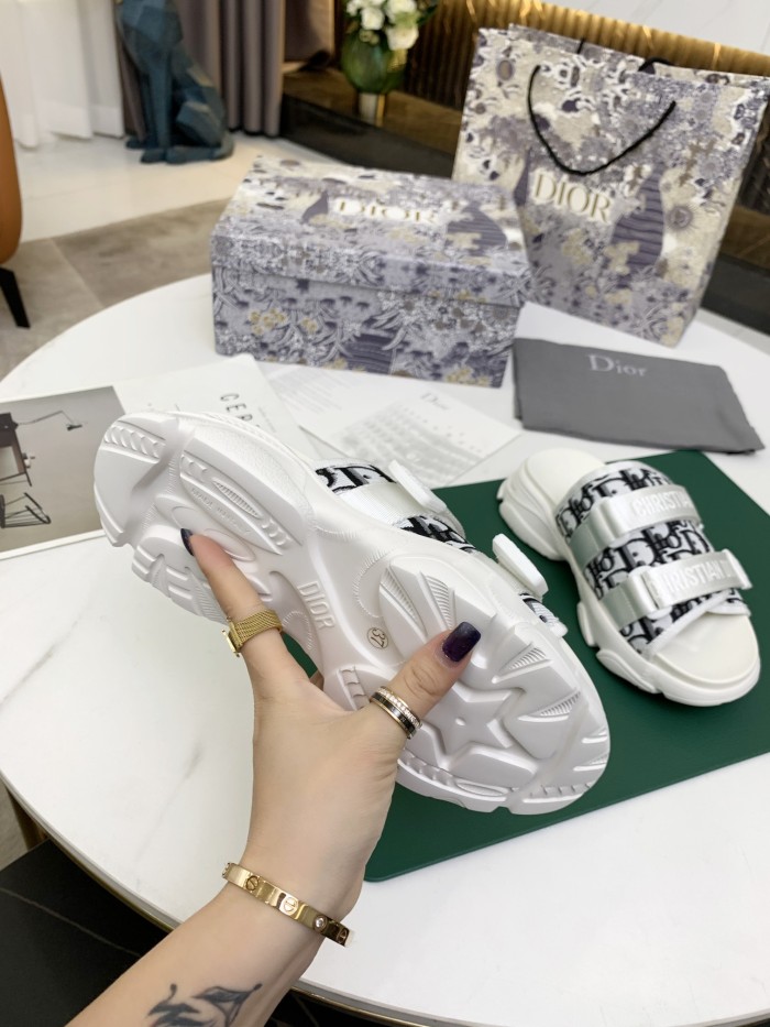 Dior shoes 002 XM 012