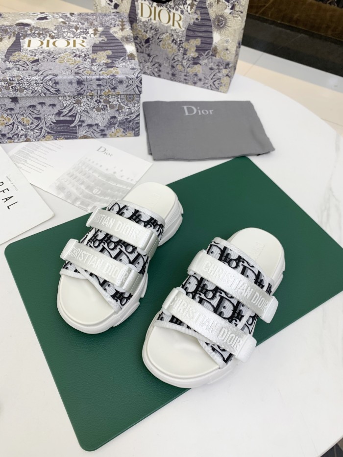 Dior shoes 002 XM 012