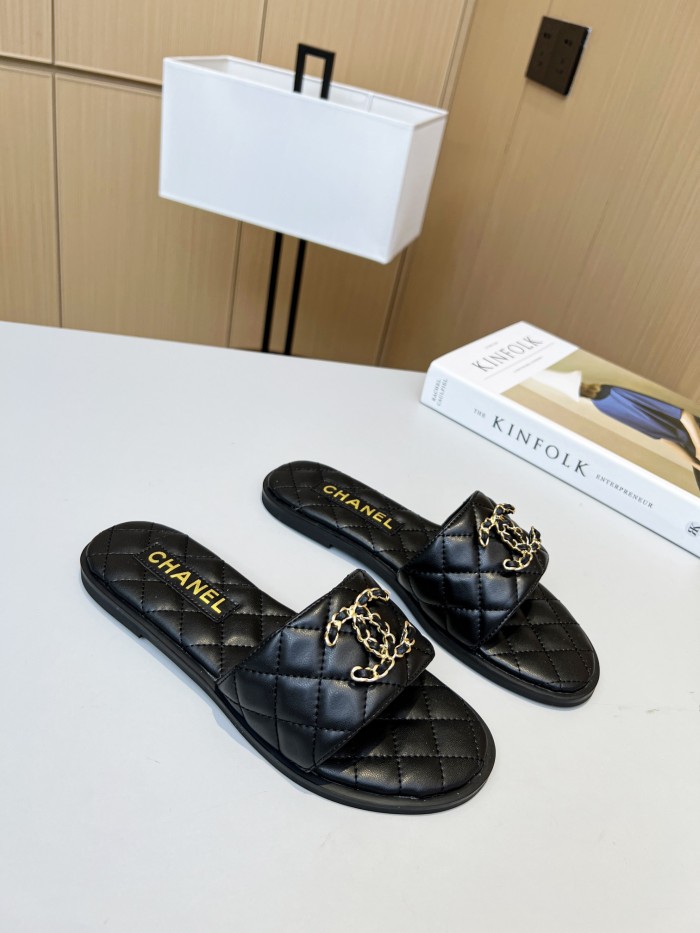 Chanel shoes 010 XM 012