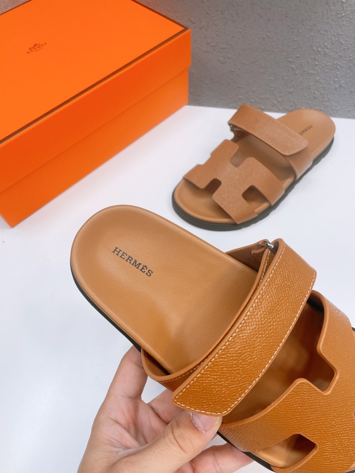 HERMÈS CHYPRE SANDALS 010 XM 052
