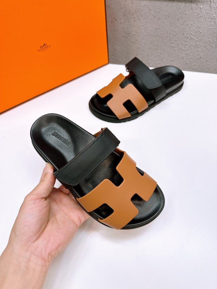 HERMÈS CHYPRE SANDALS 013 XM 052