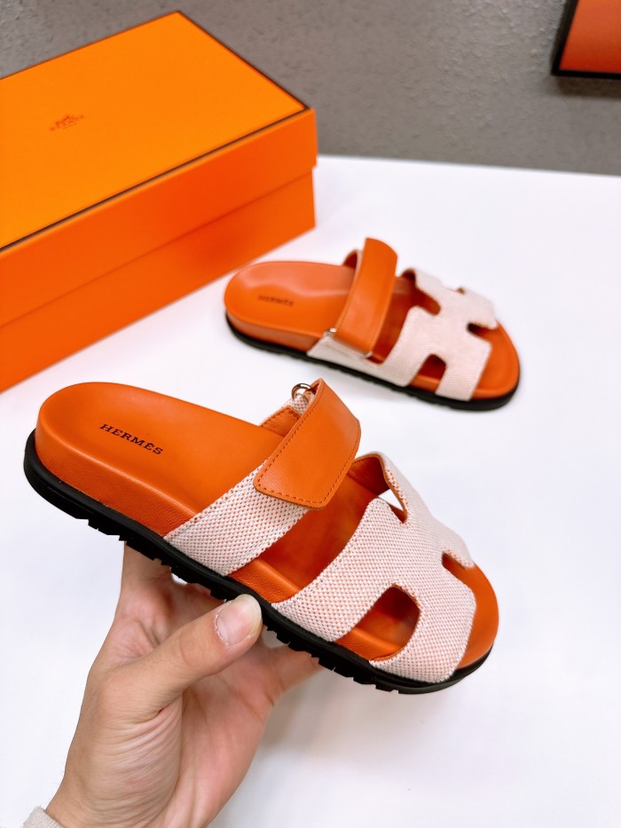 HERMÈS CHYPRE SANDALS 008 XM 052