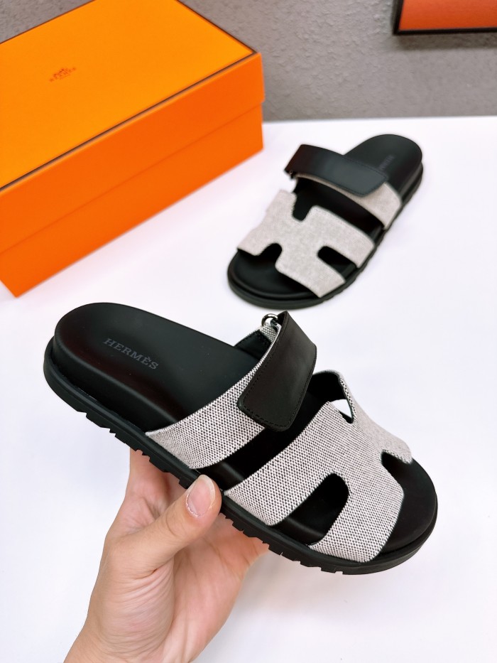 HERMÈS CHYPRE SANDALS 009 XM 052