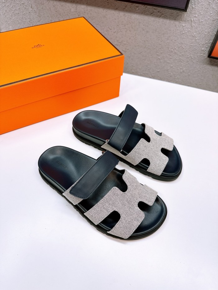 HERMÈS CHYPRE SANDALS 008 XM 052