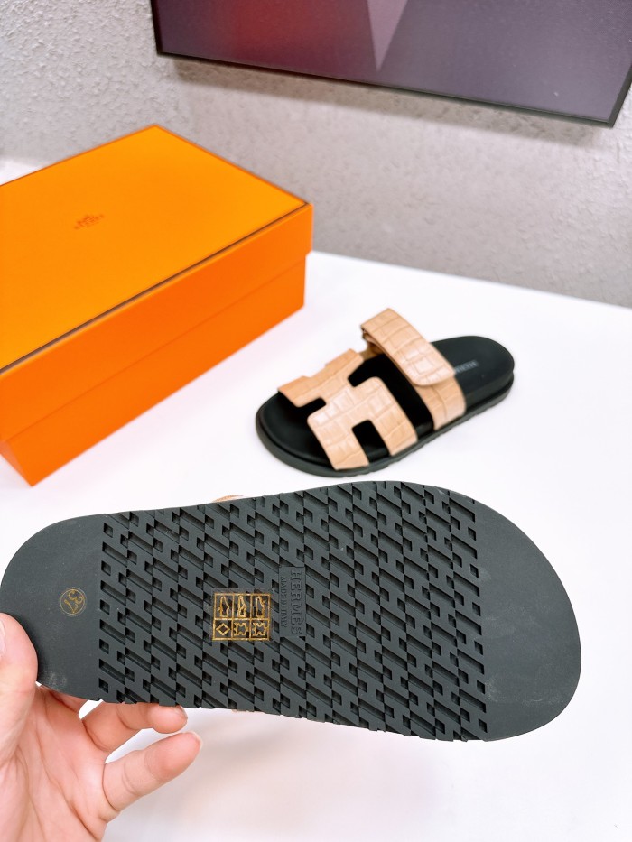 HERMÈS CHYPRE SANDALS 011 XM 052