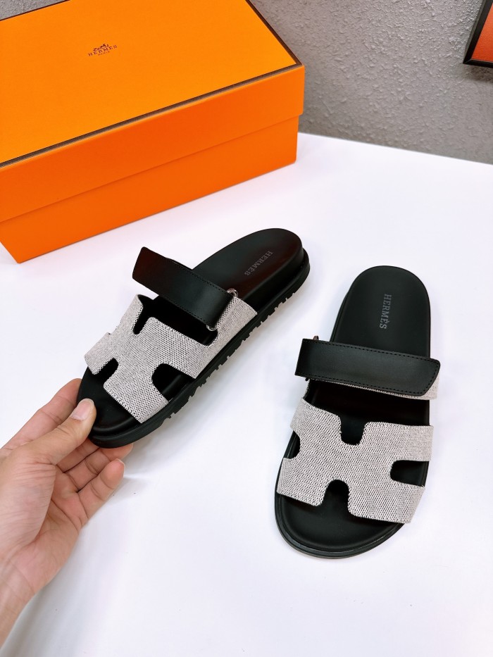 HERMÈS CHYPRE SANDALS 009 XM 052