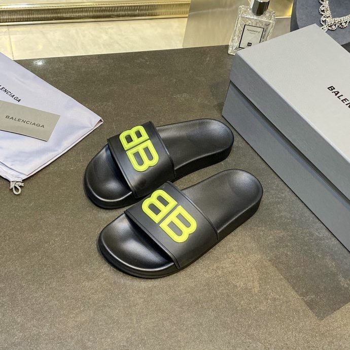BALENCIAGA shoes 003 XM 531
