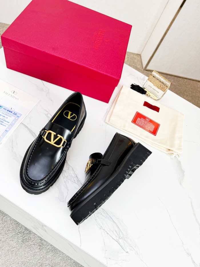 Valentino shoes 004 XM 082