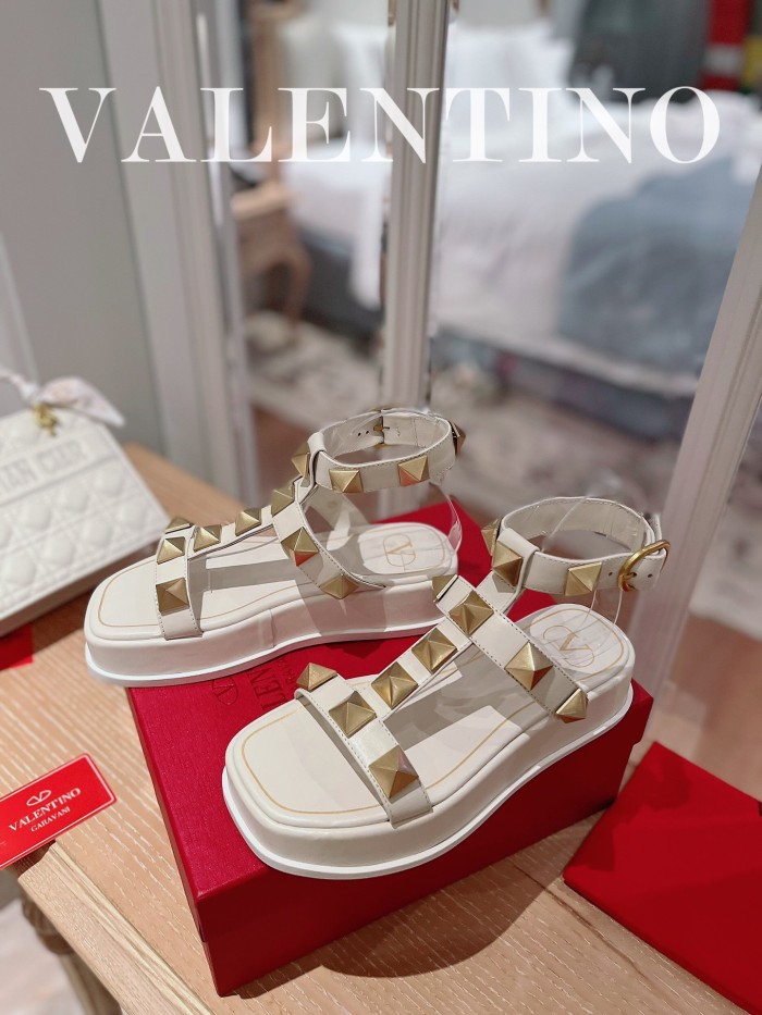 Valentino shoes 009 XM 082