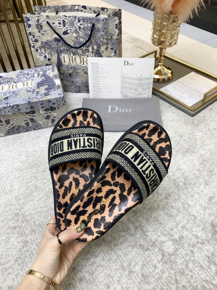 Dior shoes 008 XM 091