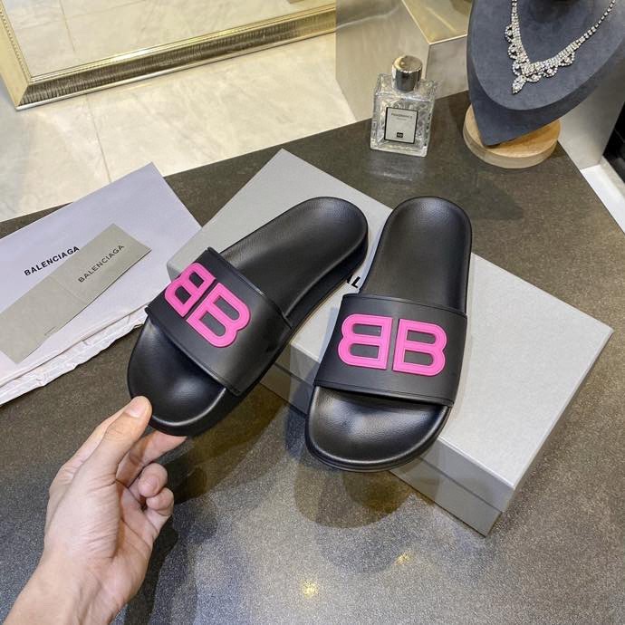 BALENCIAGA shoes 003 XM 531