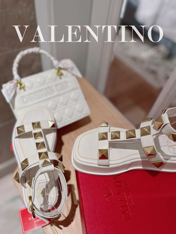 Valentino shoes 009 XM 082