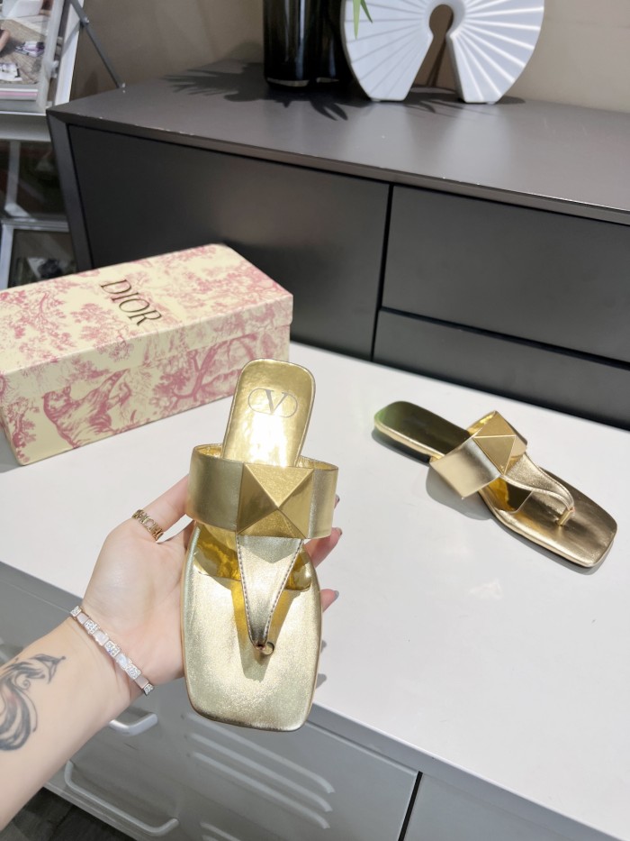 Valentino shoes 005 XM 061