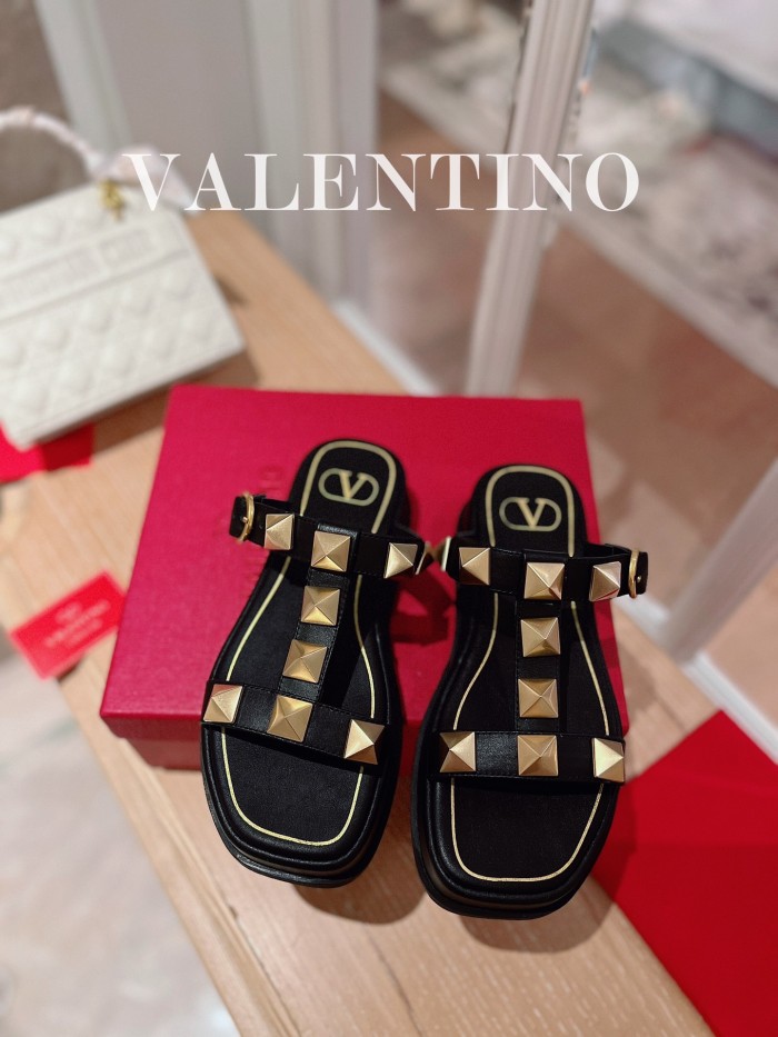 Valentino shoes 008 XM 082
