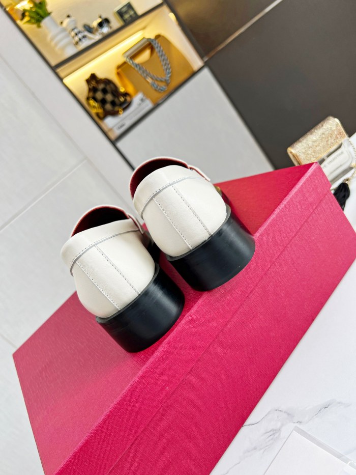 Valentino shoes 004 XM 082