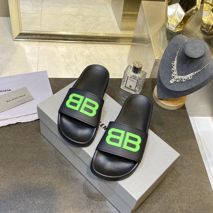 BALENCIAGA shoes 003 XM 531