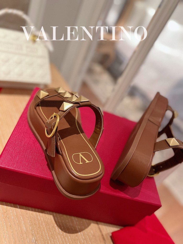 Valentino shoes 008 XM 082
