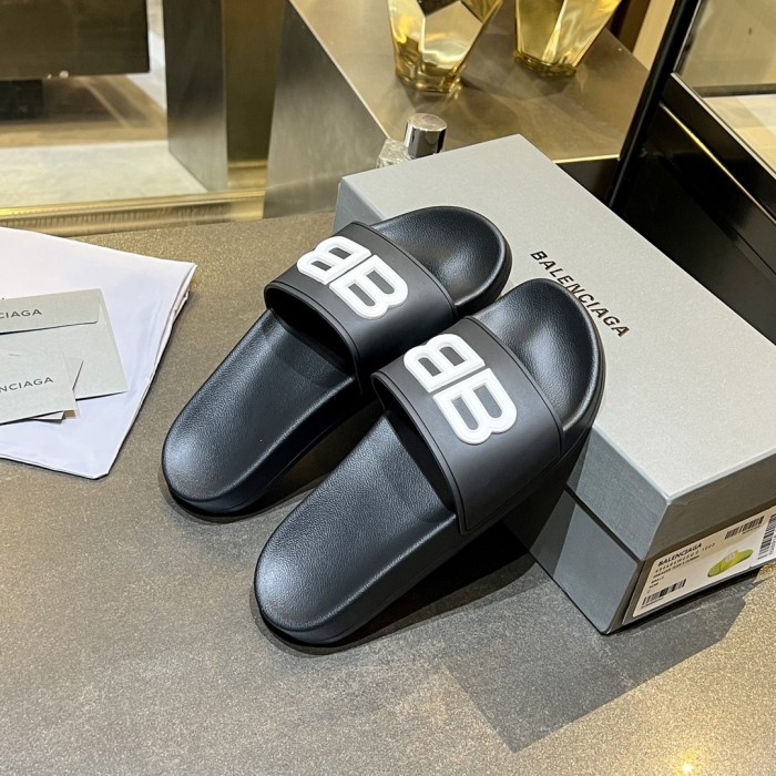 BALENCIAGA shoes 002 XM 031