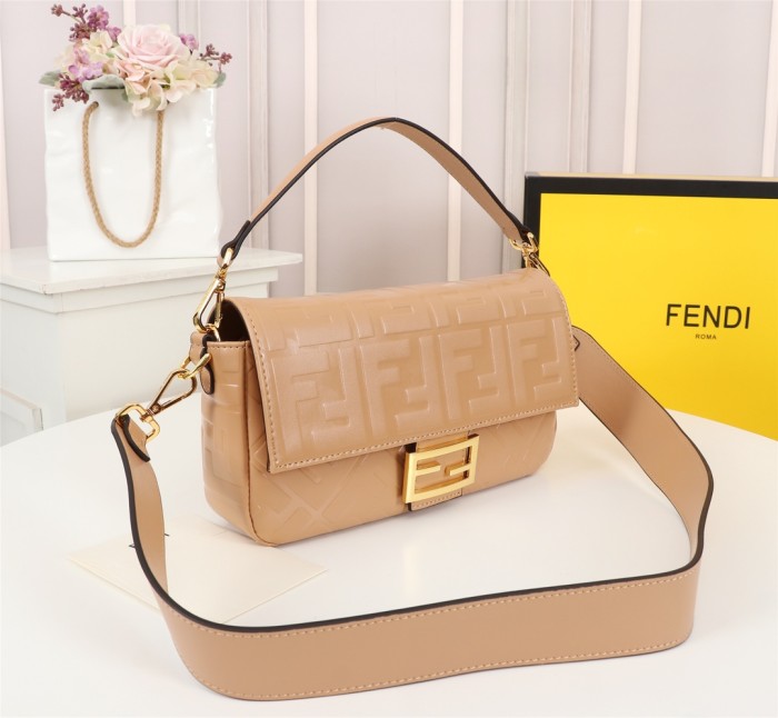 FendiF392+JQE081 26CM