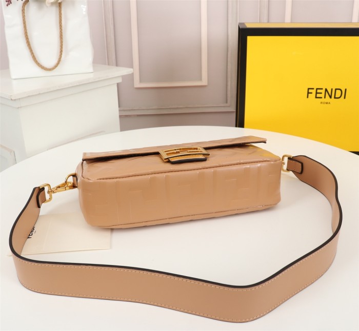 FendiF392+JQE081 26CM