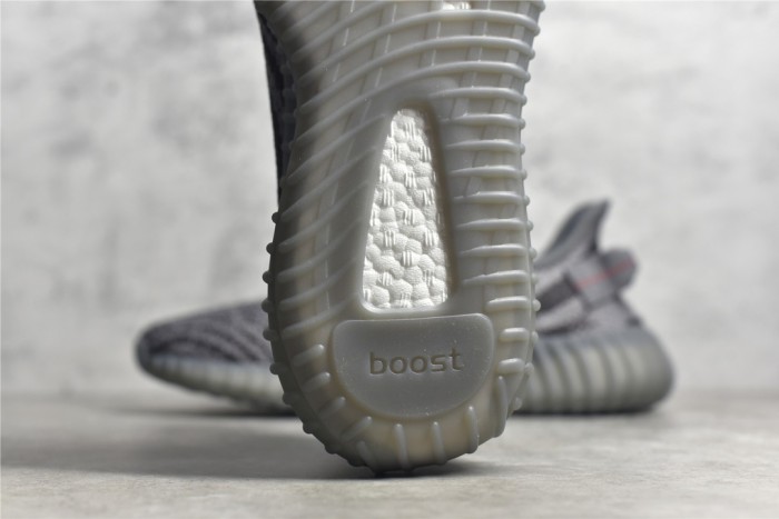 Yeezy 350 Boost V2 shoes XM 053 02
