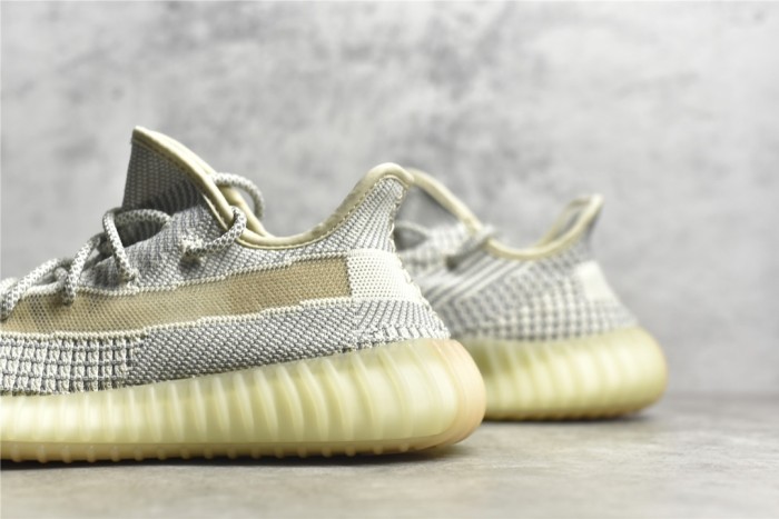 Yeezy 350 Boost V2 shoes XM 053 04
