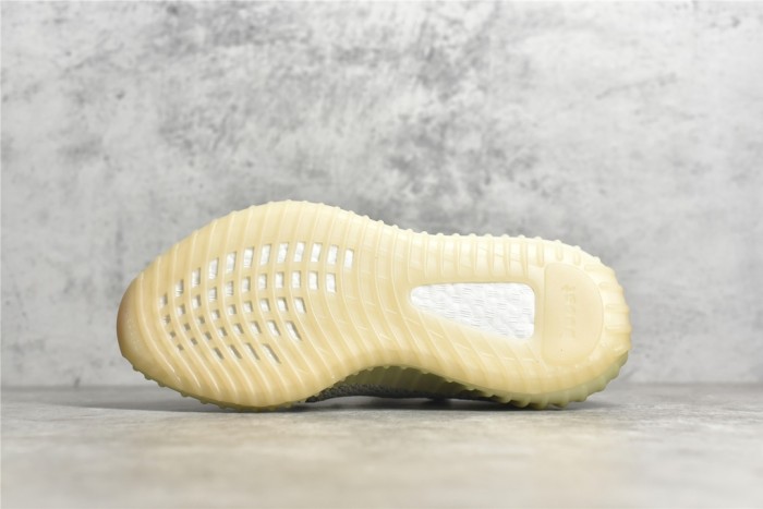 Yeezy 350 Boost V2 shoes XM 053 04