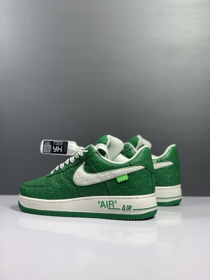 LouisVuitton x Air Force 1 shoes XM 093 02