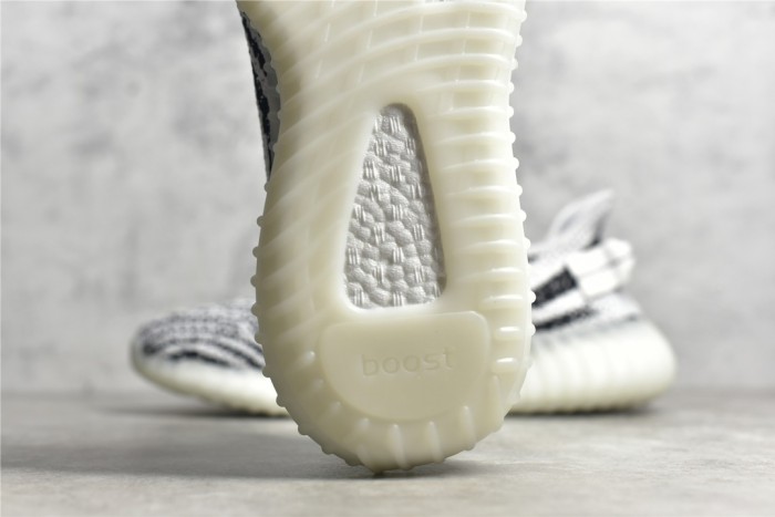 Yeezy 350 Boost V2 shoes XM 053 05